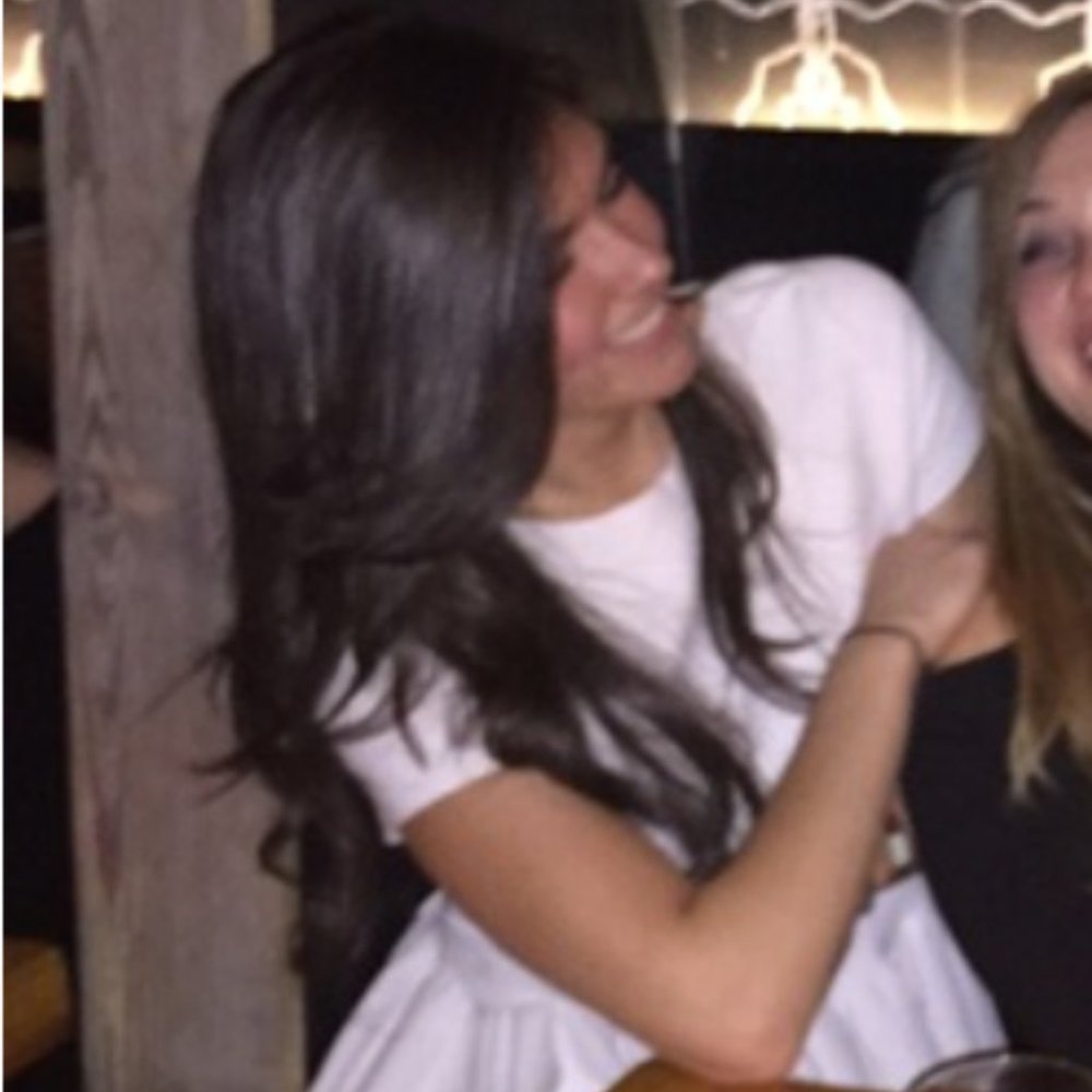 Meet your Posher, Cornelia